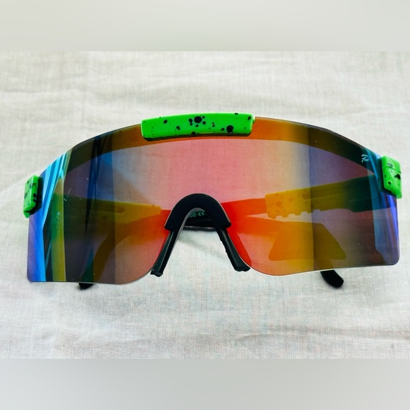 Sport Shield Sunglasses with Color Mirror ( Choose Any Color ) - Picture 5 of 14
